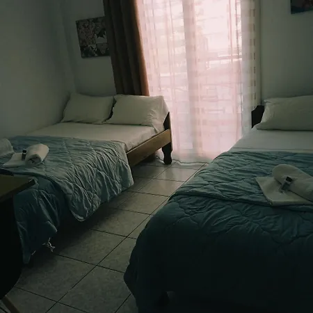 Frini And Paralía