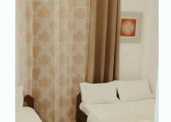 Lejlighed Frini And *